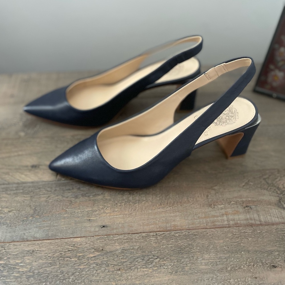 Elegant Vince Camuto Navy Slingback Heels